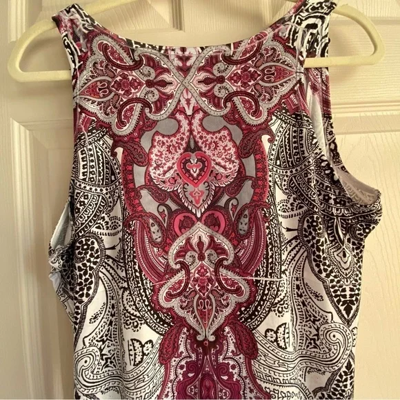 APT. 9 Dress Size M Sleeveless Embroidered with Rhinestones On Front - Picture 4 of 7